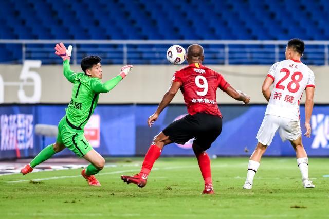 世界杯分档规则-【中超】儒尼奥尔替补双响 亚泰2比1胜海港赛区登顶